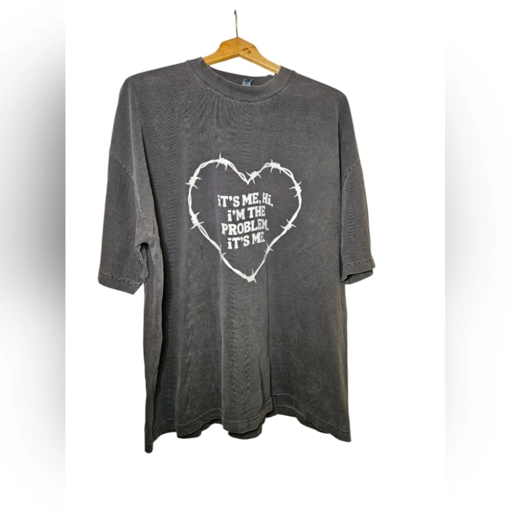 2XL Womens Gray T-Shirt with Heart Graphic, Los Angeles Apparel - Used - Picture 3 of 5